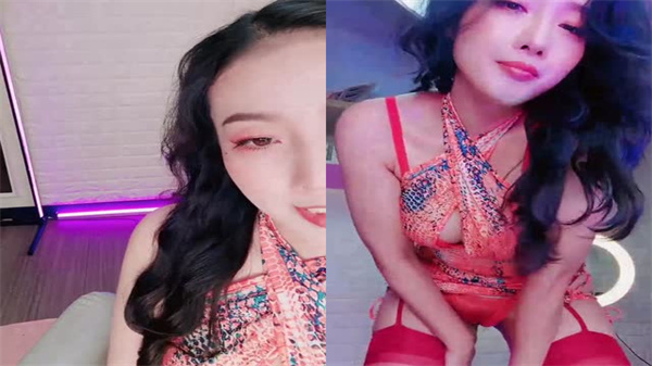 丰满的台湾骚货御姐台湾宝贝超大尺度精彩收费